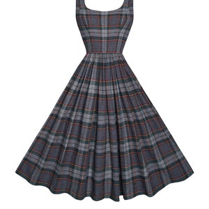 Choose a fabric: Emily Dress image 7