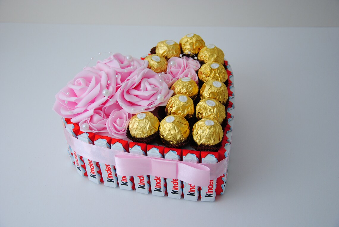 Cesta de chocolate de lujo Ferrero RocherKinder selección de Etsy