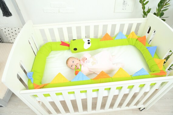 green crib bumper