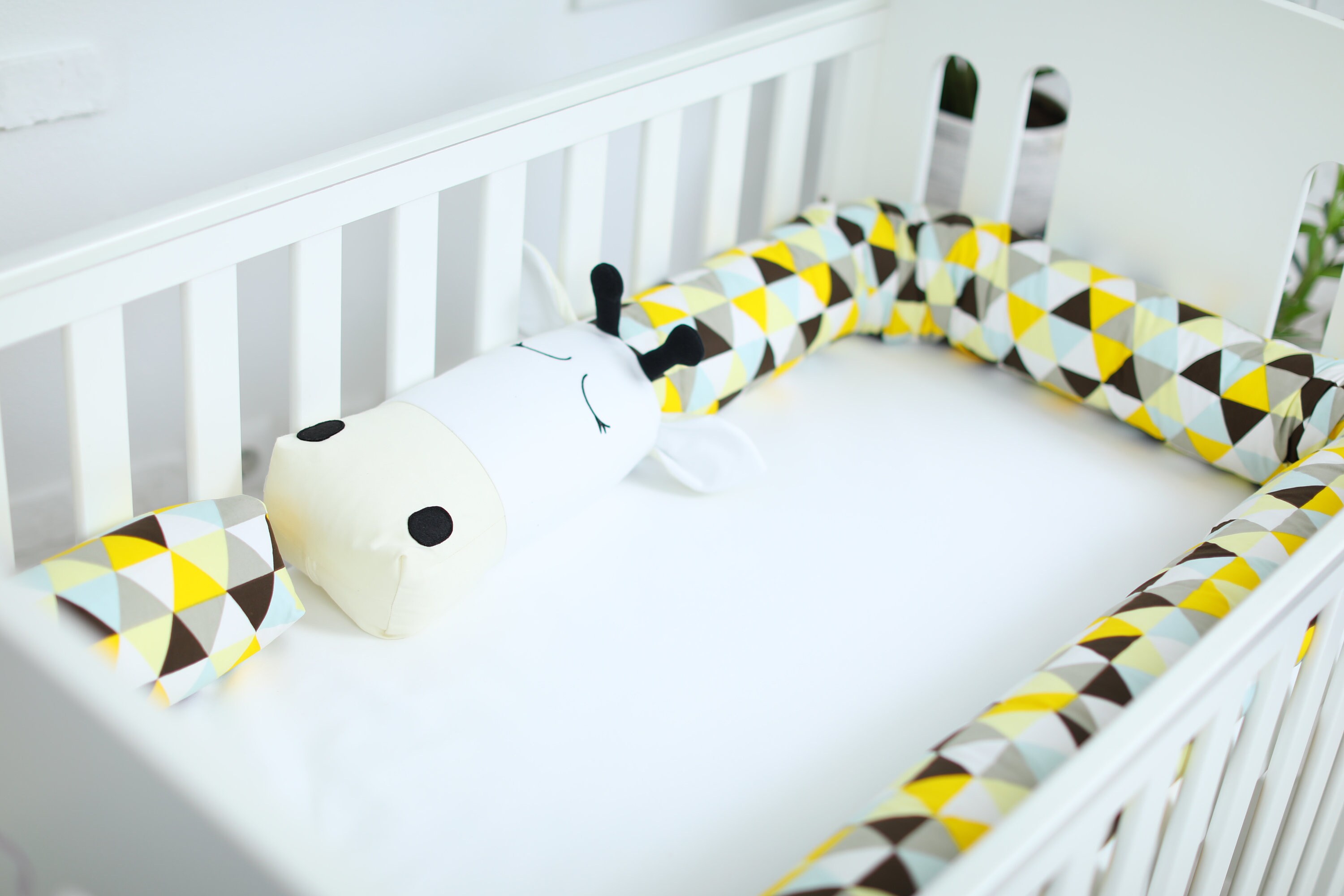 caterpillar cot bumper