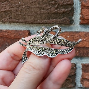Vintage Marcasite Sterling Silver Brooch Z2