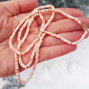 Vintage Natural Spiny Oyster Shell Heishi Chip Beads 14k Yellow Gold Clasp Necklace C5