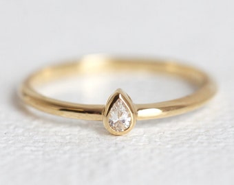 0.1ct Pear Diamond Ring, Delicate Pear Solitaire Diamond Ring, Simple Mini Diamond Ring, Delicate Engagement Ring