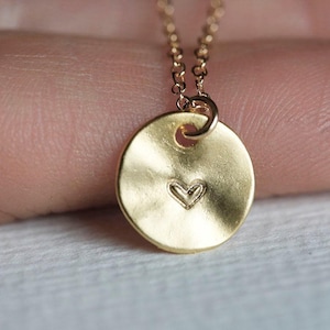 Colar de coração de ouro, Colar de coração simples, Colar de disco martelado, Colar de coração de prata esterlina