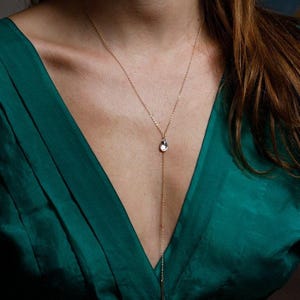 Collier y en or, collier de pierres précieuses Lariat, collier barre de cristal, collier délicat swarovski