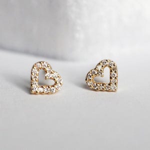 Delicate Diamond Heart Earrings, Diamond Stud Earrings, Delicate Diamond Earrings 14k gold everyday studs