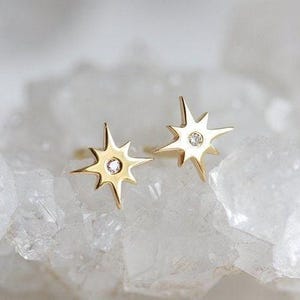 Brincos de diamante, brincos de estrela de ouro maciço, tachas de estrela de ouro 14k, tachas de cartilagem celestial