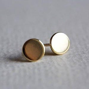 Circle earrings, Disc studs, Solid gold earrings, Simple studs, Dainty geometric studs