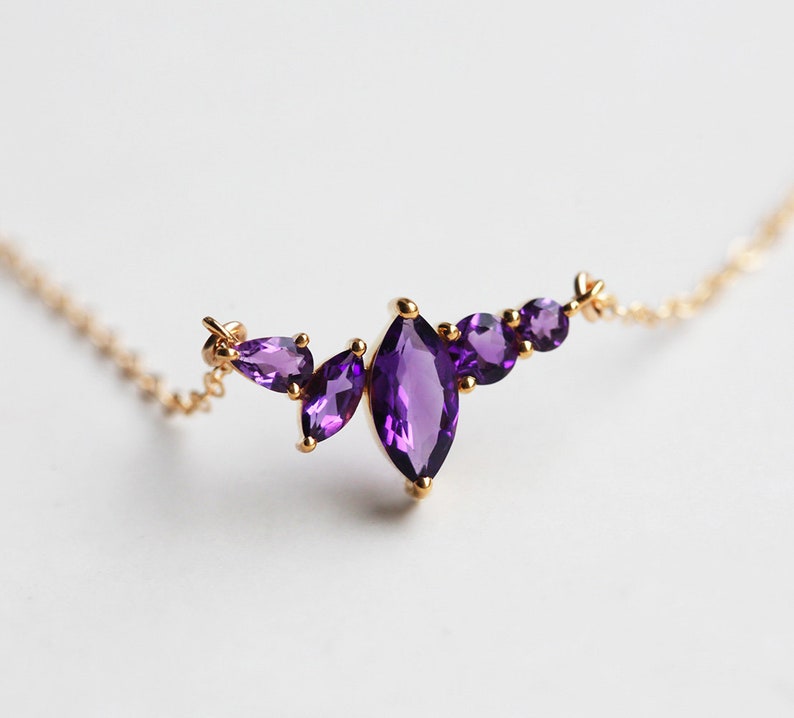 Cluster Necklace, Mom Necklace, Gemstone Necklace, Gold clustered necklace, Mom Jewelry Birthstone Necklace imagem 1