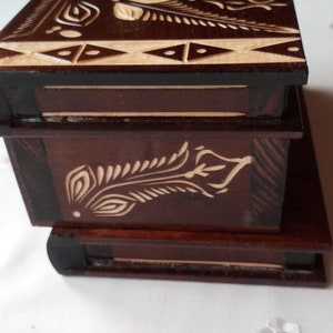 Puzzle jewelry box new beautiful special handcarved brown wooden secret magic brain teaser hidden storage box with key treasure challenge image 2