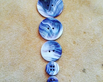 2qty two hole Wampum button choose from (35,30,25mm)