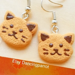 Handmade cat cookie earrings Cute cat earrings Kawaii cat jewelry Food earrings Food jewelry Neko earrings Cute cat gift Cat lover gift