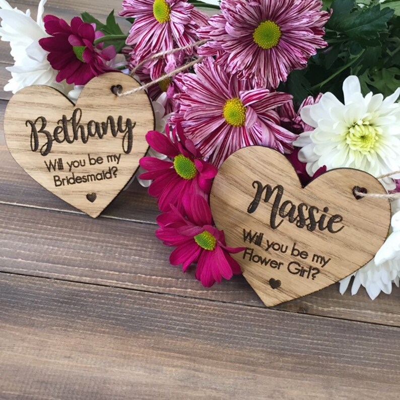 Willst du meine Brautjungfer, Trauzeugin, Blumenmädchen sein Herz aus Holz Bild 7