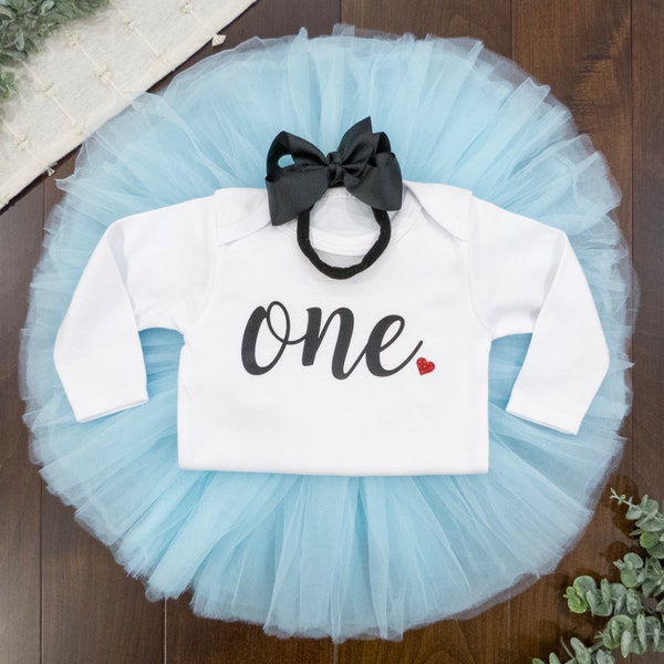 Alice in Onederland outfit, First Birthday Outfit Girl, 1st Birthday Outfit Girl, One Birthday tutu, 1st birthday tutu, alice in wonderland