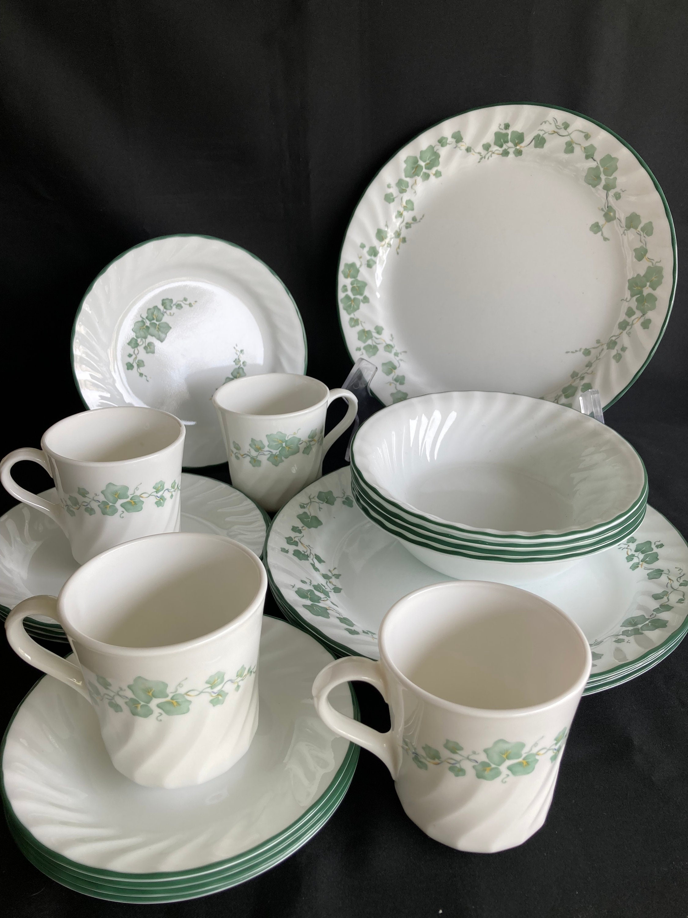 20 Piece Corelle Callaway Scalloped Dinnerware Set, Service for