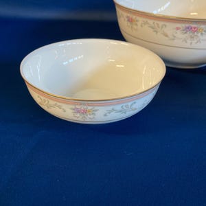 Mikasa Christopher Stuart Spring Crest Bowls - Etsy