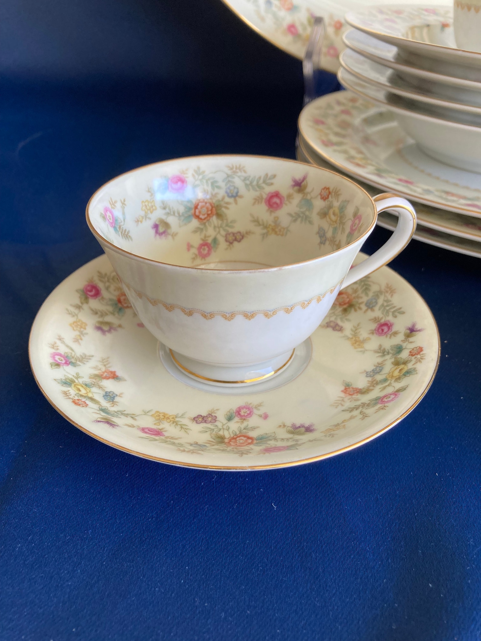 24 Piece Noritake Smilax Dinnerware Set Service for 4 Etsy