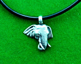 Elephant Pendant Neckace