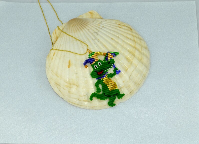 Mardi Grass Gator Necklace Set