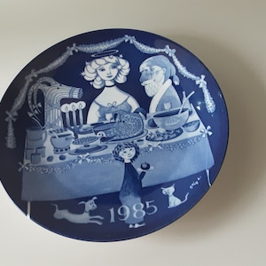 Assiette de Noël vintage GUSTAVSBERG, design par Stig Lindberg, Suède, 1985