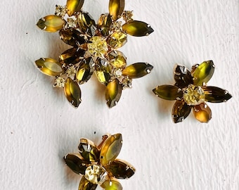Conjunto de broche e brincos vintage Givre Olivine Floral
