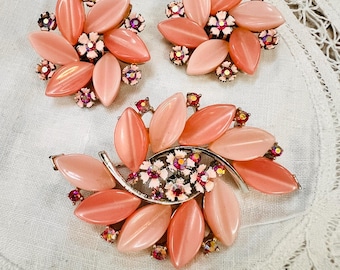 Broche e brincos termofixos vintage Lisner rosa