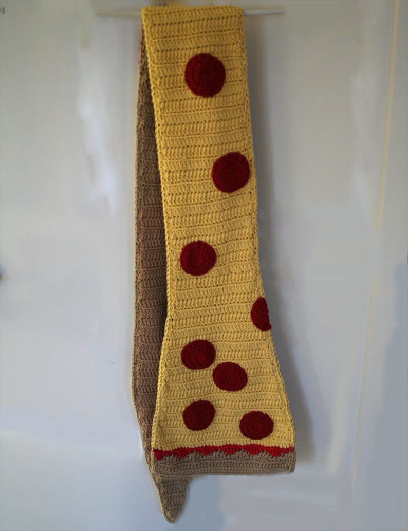 Pizza Scarf crochet pattern , crochet scarf pattern image 2