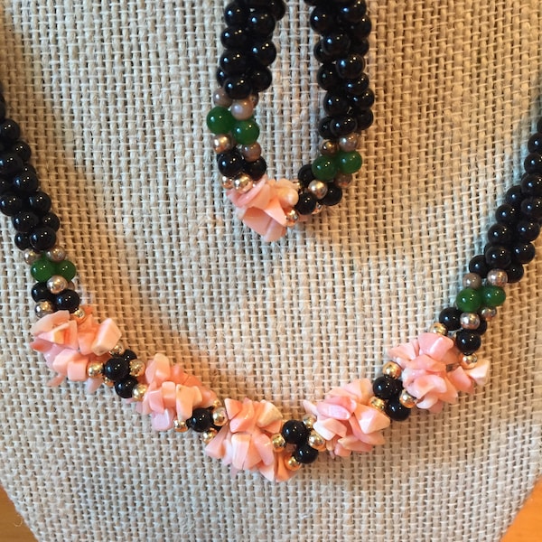 Vintage Beaded Necklace & Bracelet Set