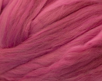 Merino Wool Roving, 22.5 micron, spinning fibers, learn to spin yarn, Ashland Bay, 4oz, Fuchsia