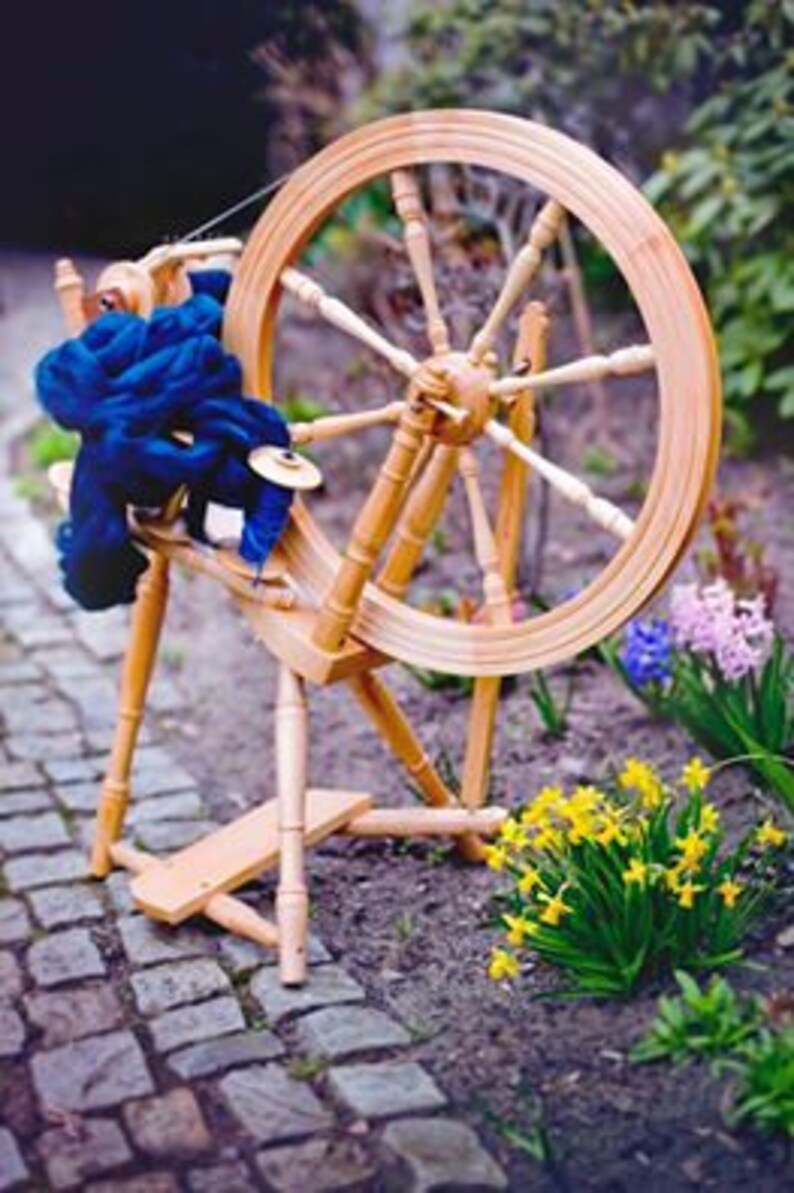 FREE Shipping Various Finishes FREEbies Kromski Interlude Spinning Wheel