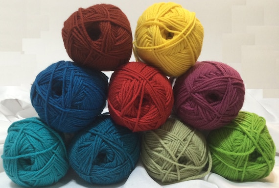 Large balls 2024 of wool