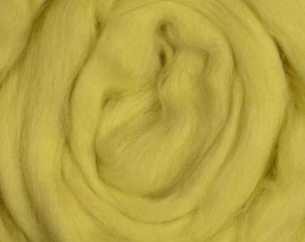 Merino Wool Roving, 4oz, 22.5 micron, learn to spin yarn, merino wool top, Ashland Bay, spinning, felting, Camel/Sand