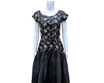 Vintage 1940 or 50s black taffeta with ivory embroidered flowers evening gown, drop waist gown