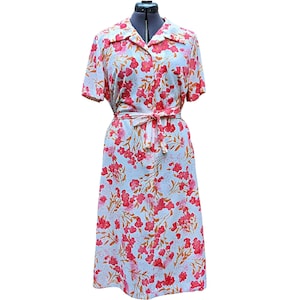 Vintage pink, orange and white floral print large collar shirt dress with matching belt