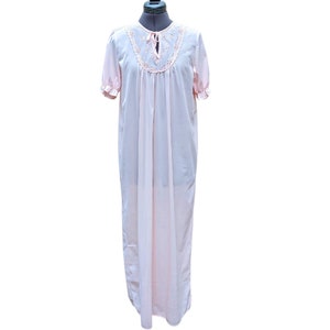 Vintage 1980s pale pink full length 100% nylon nightgown