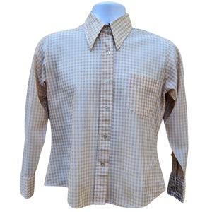 Vintage 1970&#39;s beige and white gingham long collar polyester shirt