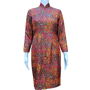 Vintage 60s red and orange floral patterned long sleeve silk cheongsam dress