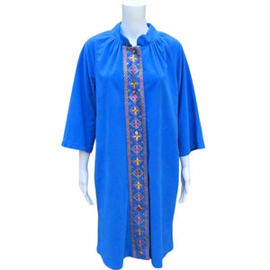 Vintage 60s blue knee length fleece robe housecoat