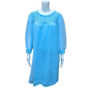 chemise de nuit vintage années 60 en mousseline de nylon bleu sarcelle à manches longues