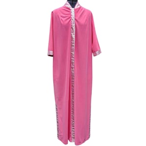 Vintage 60s pink and gold trim fleece housecoat robe