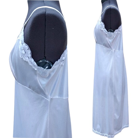 Vintage white nylon and lace dress slip - image 4