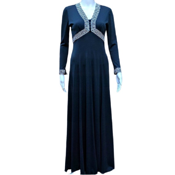 Vintage black and silver long sleeve high waist ma