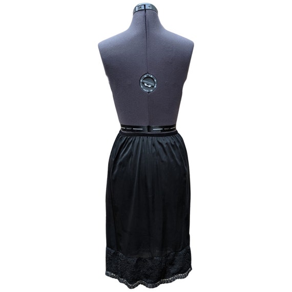 Vintage 50s or 60s black skirt slip nylon with la… - image 7