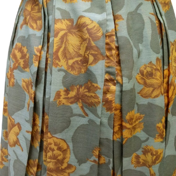 Vintage 50s or 60s green and ochre yellow cotton … - image 9
