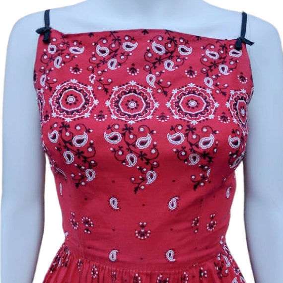 Vintage 50s cotton red bandanna dress, fit and fl… - image 2