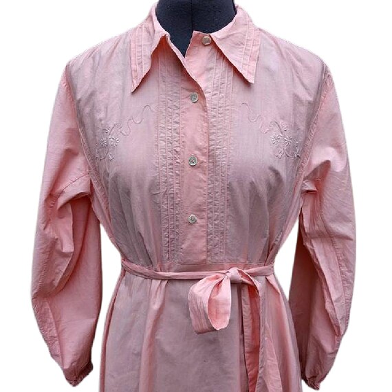 Vintage 1930's or 40's peach very soft cotton emb… - image 2