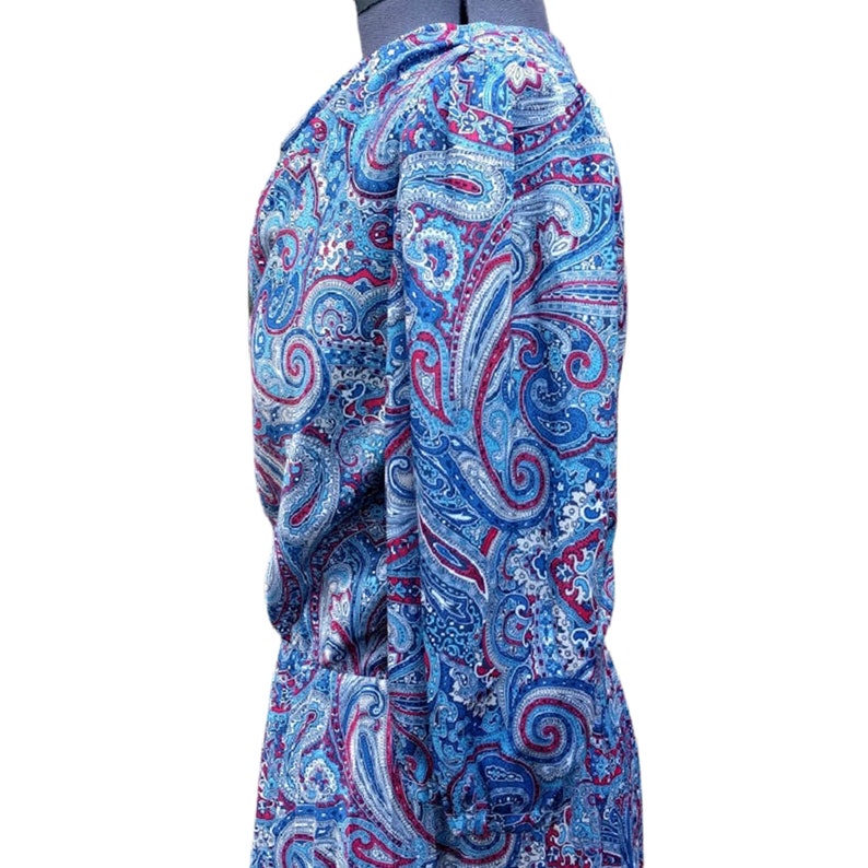 Vintage blue and red paisley 100/% polyester dress