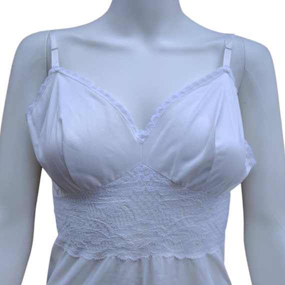 Vintage white lace and nylon dress slip - image 2