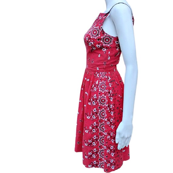 Vintage 50s cotton red bandanna dress, fit and fl… - image 4