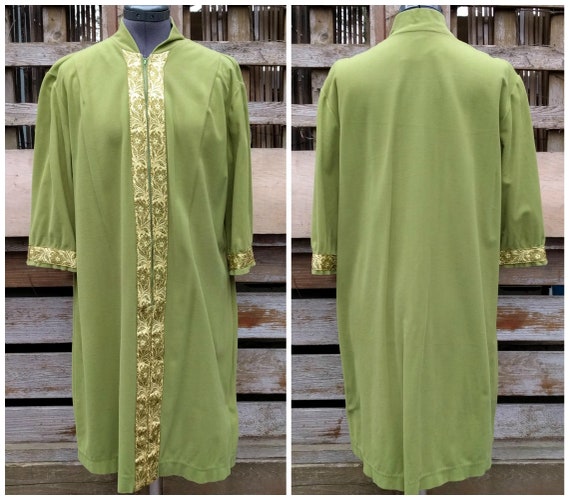Vintage 1960's 70's Avocado Green and Gold 100% Ny